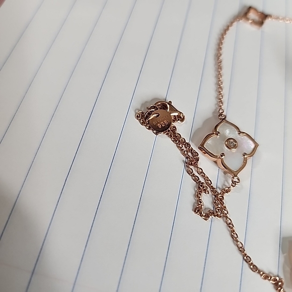 Mother of Pearl Flower Necklace and Sterling Silver and 2 pair of earrings set - Picture 5 of 7